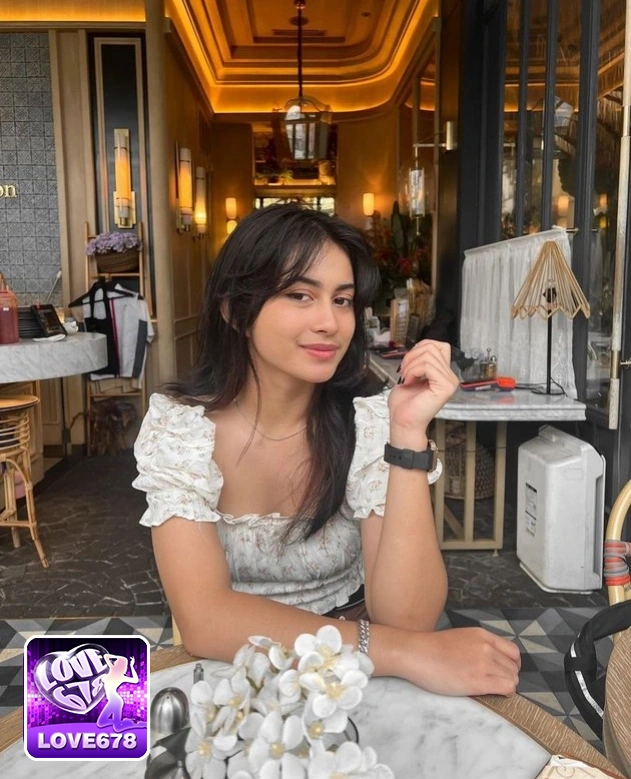 Sintya Marisca-danatoto